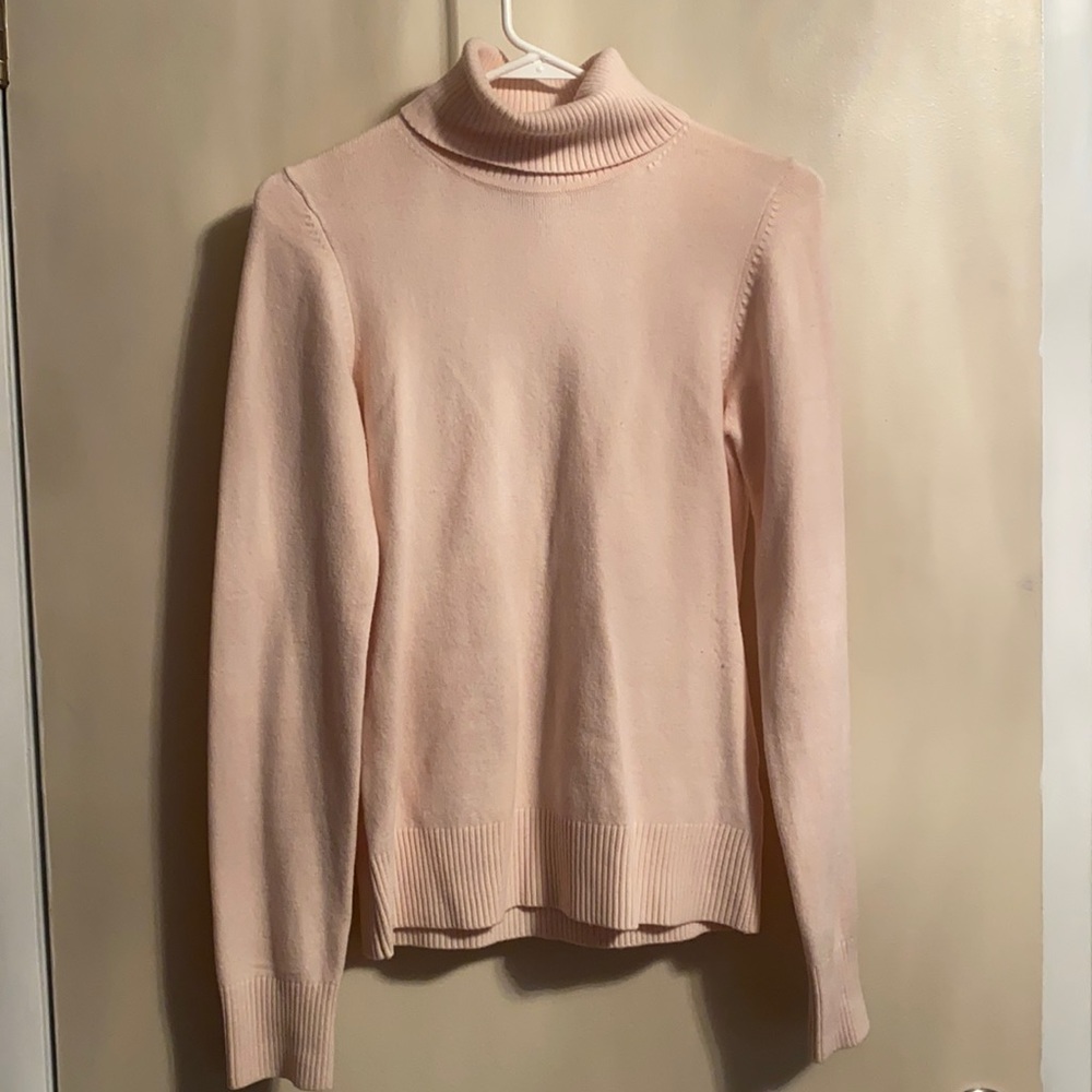 Pink turtleneck